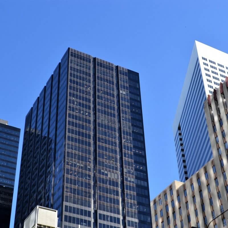 A clear blue sky serves as a backdrop for Capital Premium Financing, symbolizing clarity and opportunity in financial services.